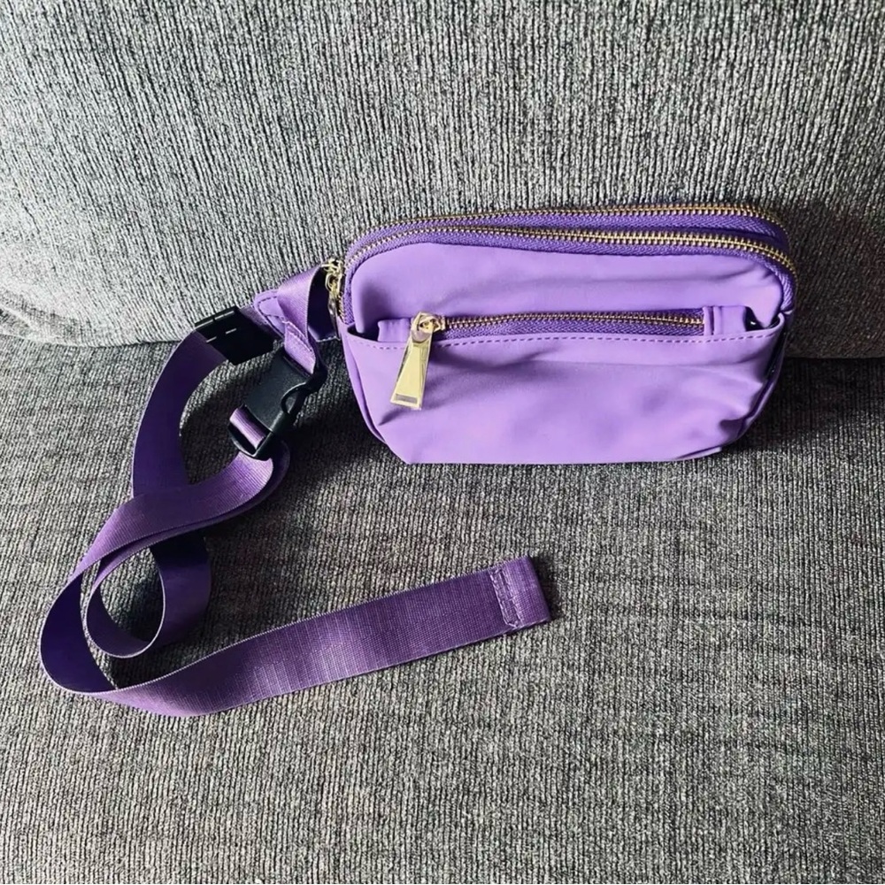 New! ZORFIN Fanny Pack  Crossbody Bag w 4 Zippered Compartments & Card Slots